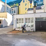 Fabryka * Bergen