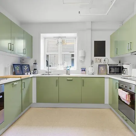 بيت شباب Fabryka برغن