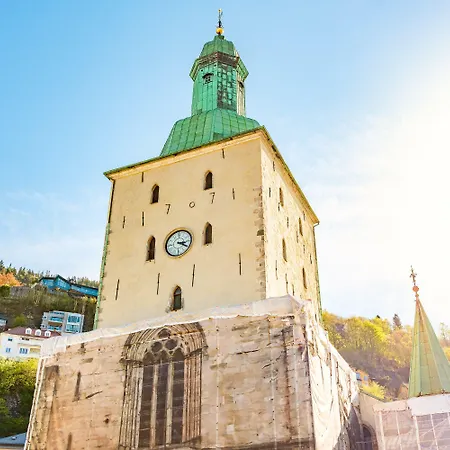 Fabryka بيت شباب *