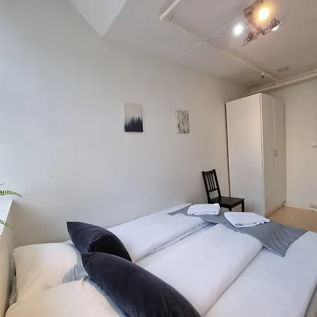 بيت شباب Fabryka *