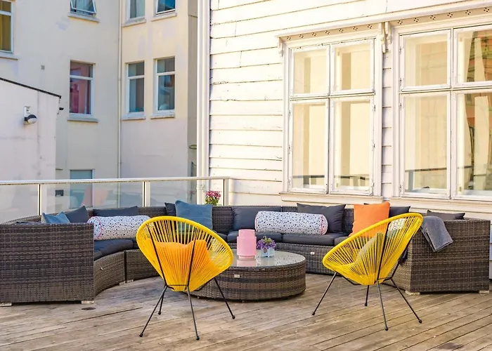 Fabryka Hostel Μπέργκεν