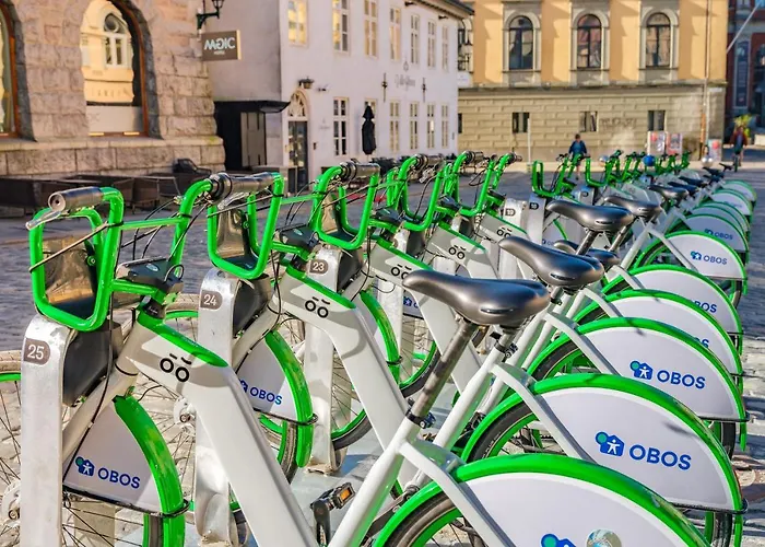 Fabryka Hostel Μπέργκεν